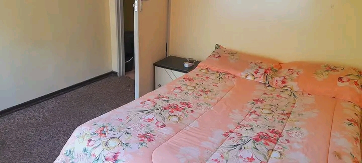 1 room at a commune house available immediate  in Vanderbijlpark