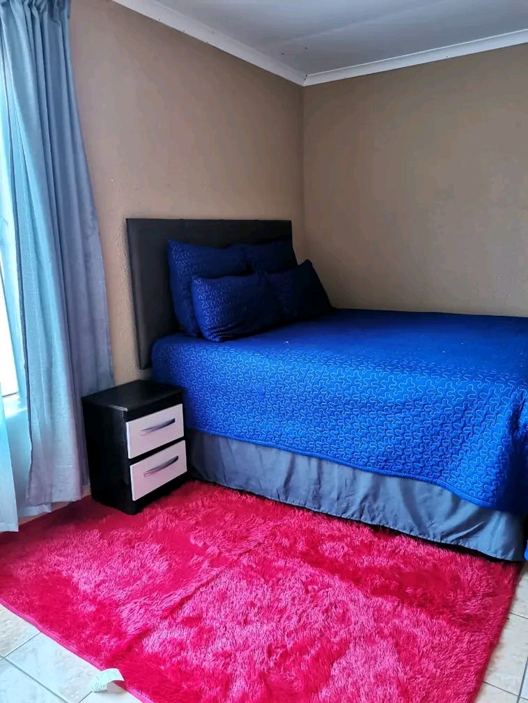 2 bedroom house to rent in ext 34.

house h  in Clayville