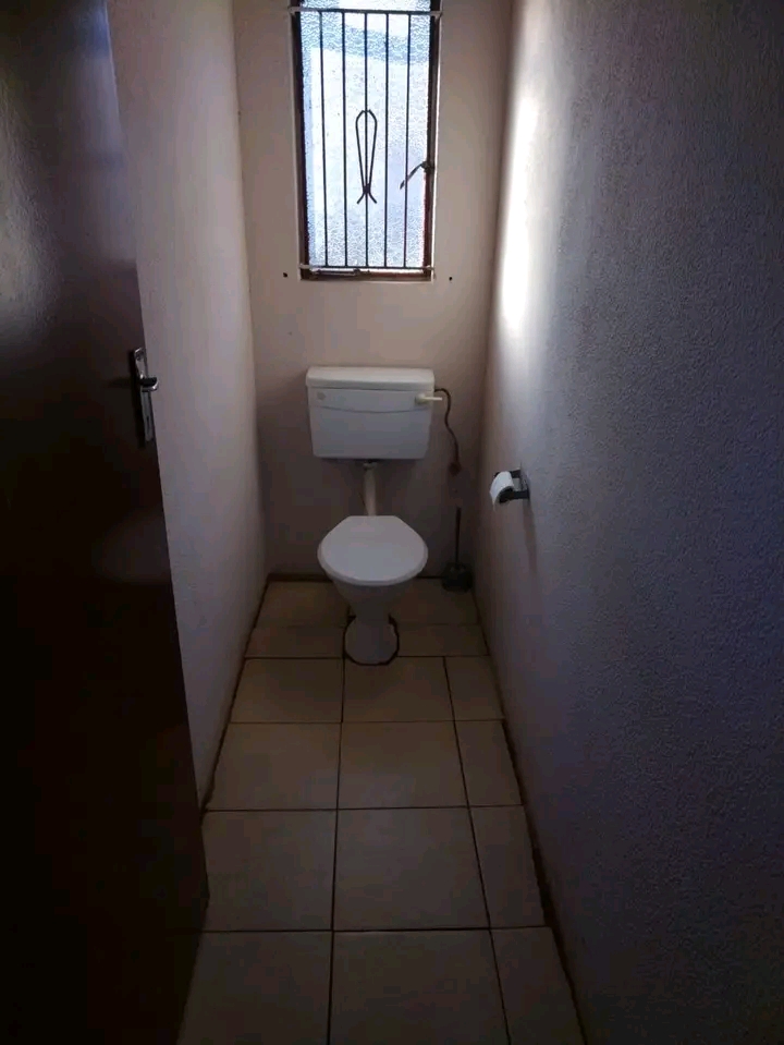 2 bedroom house available for rental ext 11
  in Protea Glen