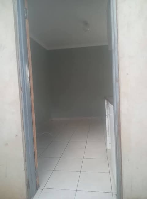 Cottage available immediately ext5 for 2800 p  in Cosmo City