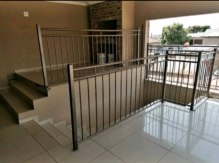 3 rooms that are available so relocate your s  in Diepsloot