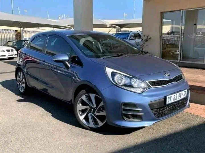 2017 kia rio hatchback
now available !! 
r5  in Bramely