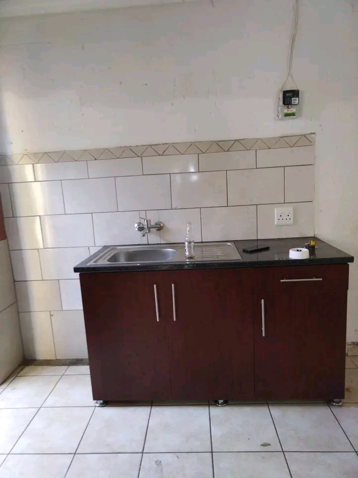 Cozy bachelor flat for rent 
- location: (ju  in Birch Acres