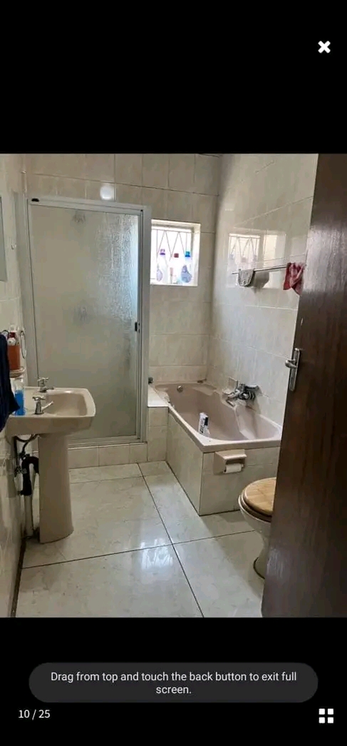 3 bedroom 2 bathroom to let in highland road   in Kensington