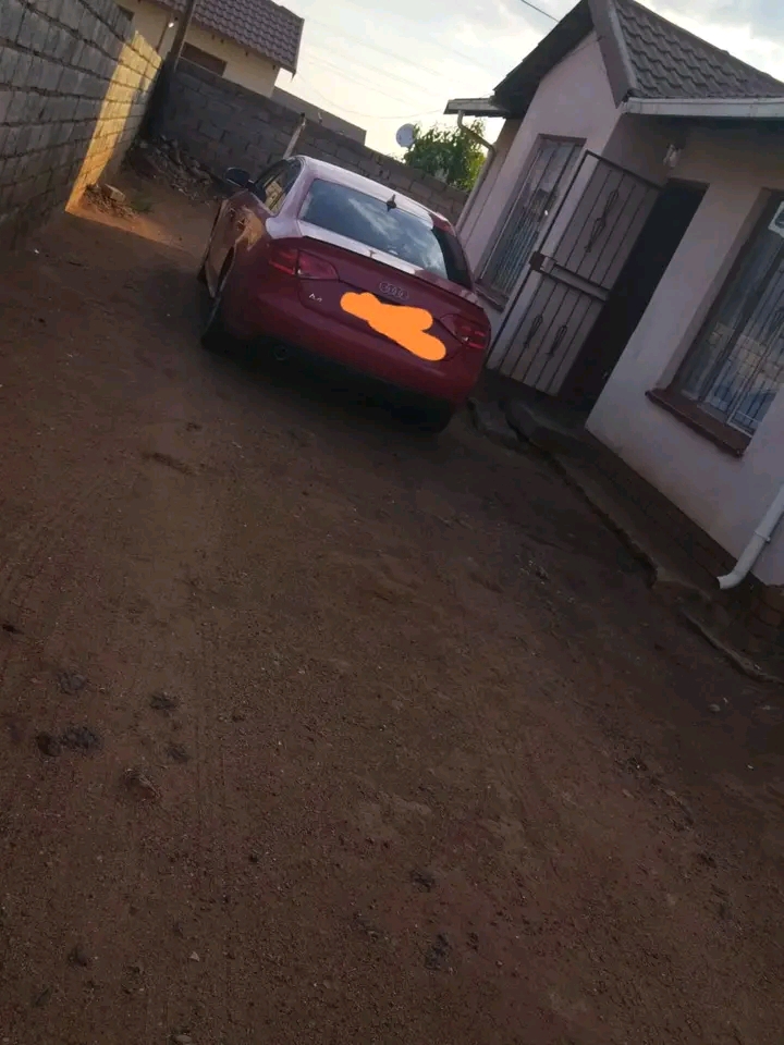 2 bedroom house available for rental ext 11
  in Protea Glen