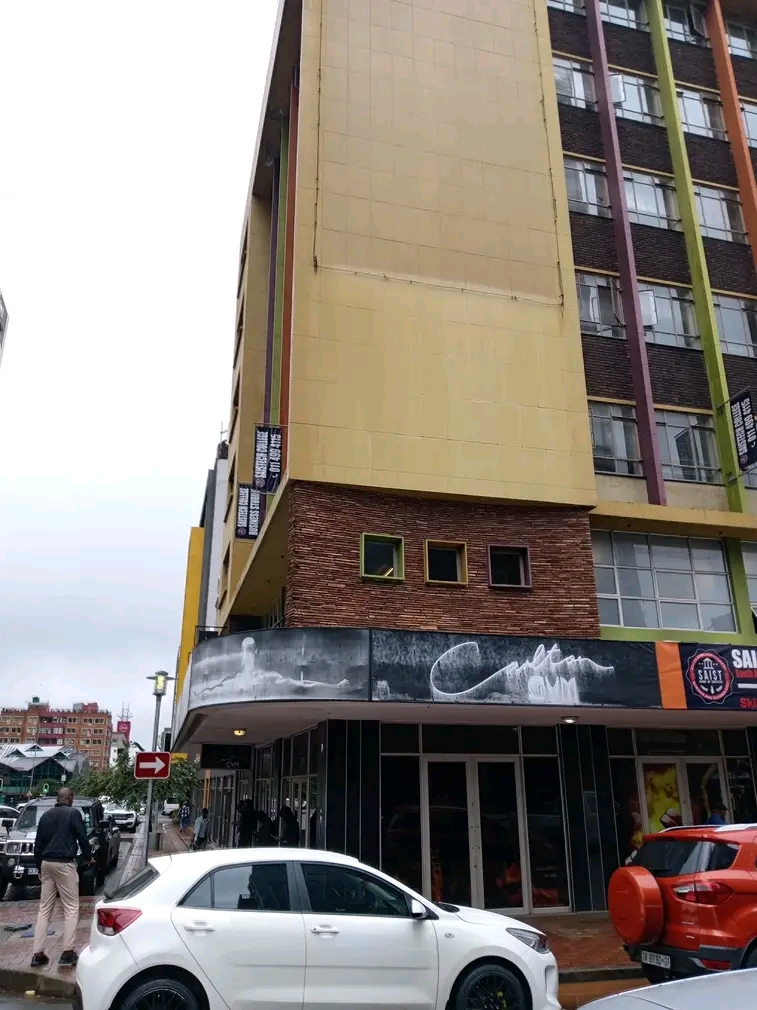 Office to let | gandhi square precinct | 50m�  in Johannesburg
