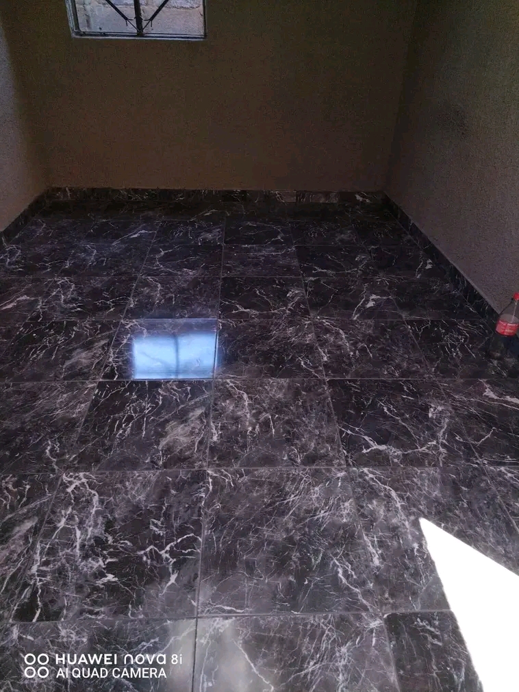 Ex2  big room available for 1800 excluding el  in Rabie ridge