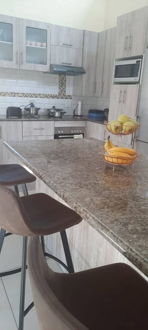 3 bedroom house for sale in ext 36 inside a b  in Olievenhoutbosch
