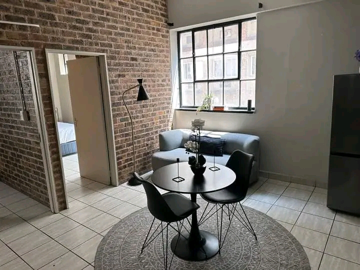 First month deposit free!!!

modern 2 bedro  in Johannesburg