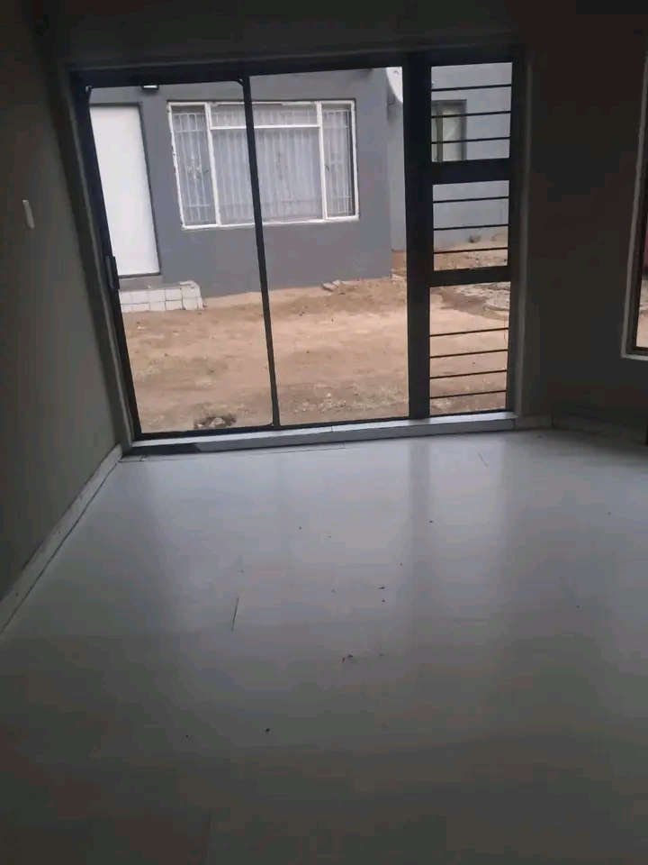 Hi everyone.  this beautiful ,very clean and   in Towerby