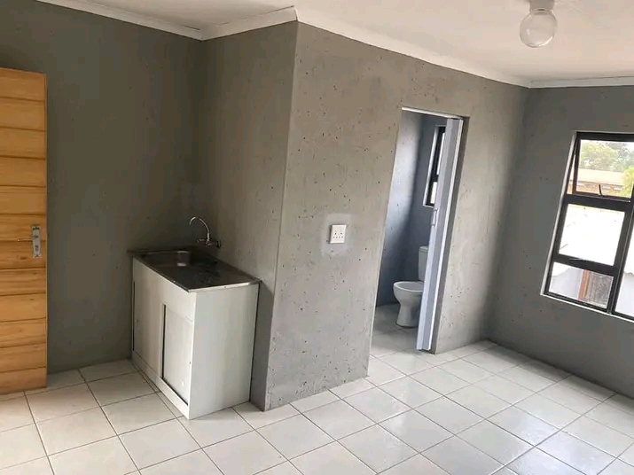 Emdeni extension ensuites available right now  in Emdeni