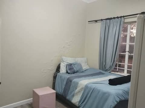 Room to rent for one person, jeppe east
clos  in Kensington