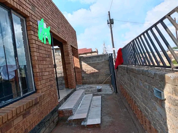 3500 2 bedroom house to rent immediately
300  in Snake Park
