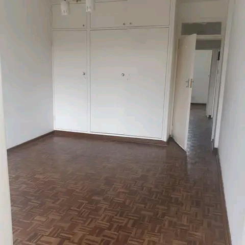 Spacious and neat ground floor 2 bedroom flat  in Mondeor
