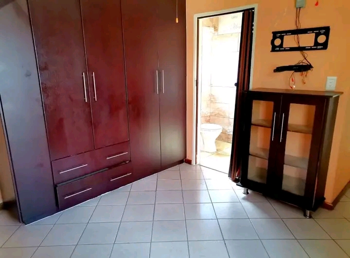 3 bedroom house available to rent at ext 5 be  in Cosmo City