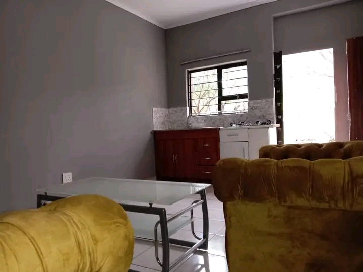 1 bedroom cottage to let in glen austin. rent  in Midrand