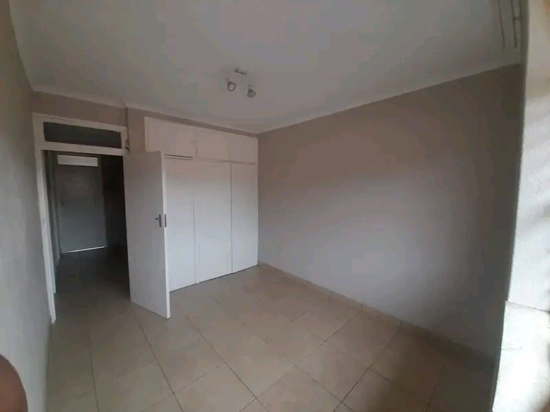 Room in a shared apartment available move in   in Sandton