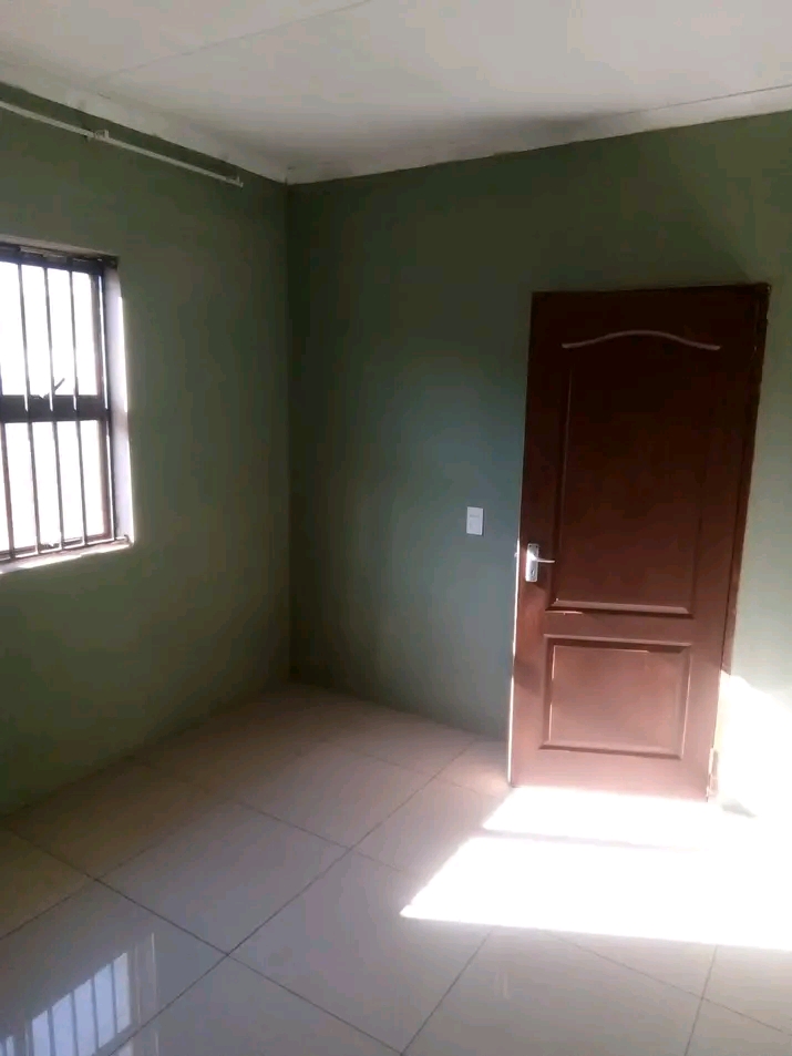 A very beautiful ❤️ quiet place available  in Chiawelo