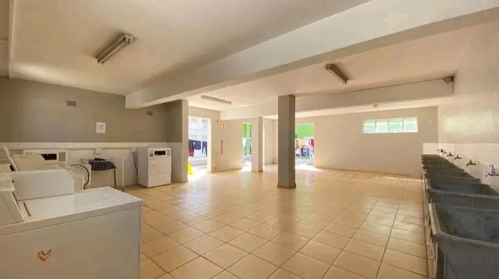 Available now | affordable studio flat  🏙�  in Johannesburg