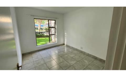 Come home to one of the most beautiful and re  in Constantia Kloof