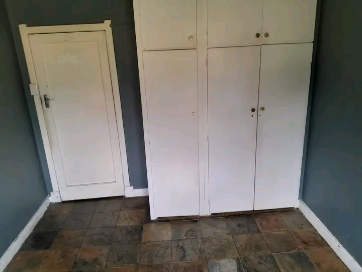 2 rooms to let , in gardenia, close to cemete  in Primrose