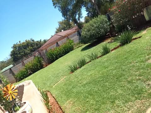 Room to rent for a dayshift working female in  in Vanderbijlpark