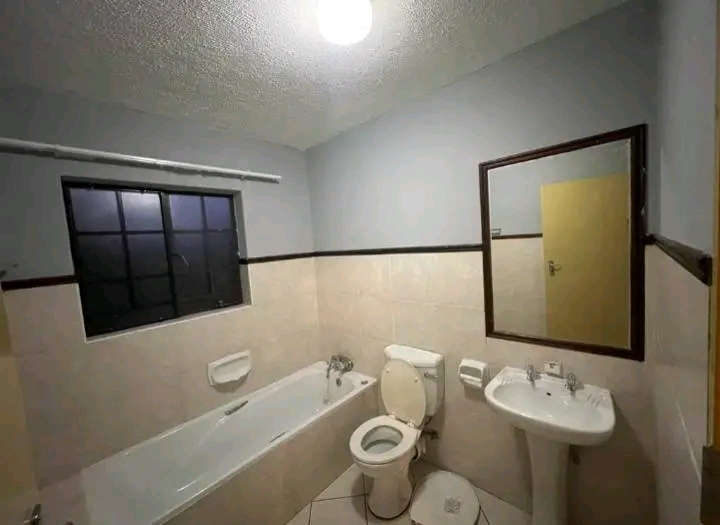 3 bedroom 2 bathroom apartment in sagewood 
  in Midrand