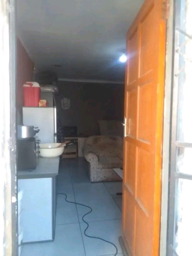 Big room available in ex2 
electricity prepa  in Rabie ridge