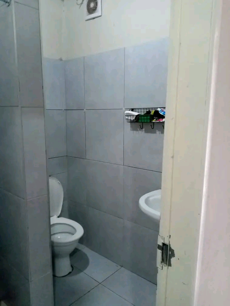 1 bedroom available immediately in ext 2 madu  in Nellmaphius