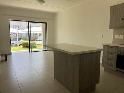 This cozy 2 bedroom 1 bathroom ground floor u  in Carlswald