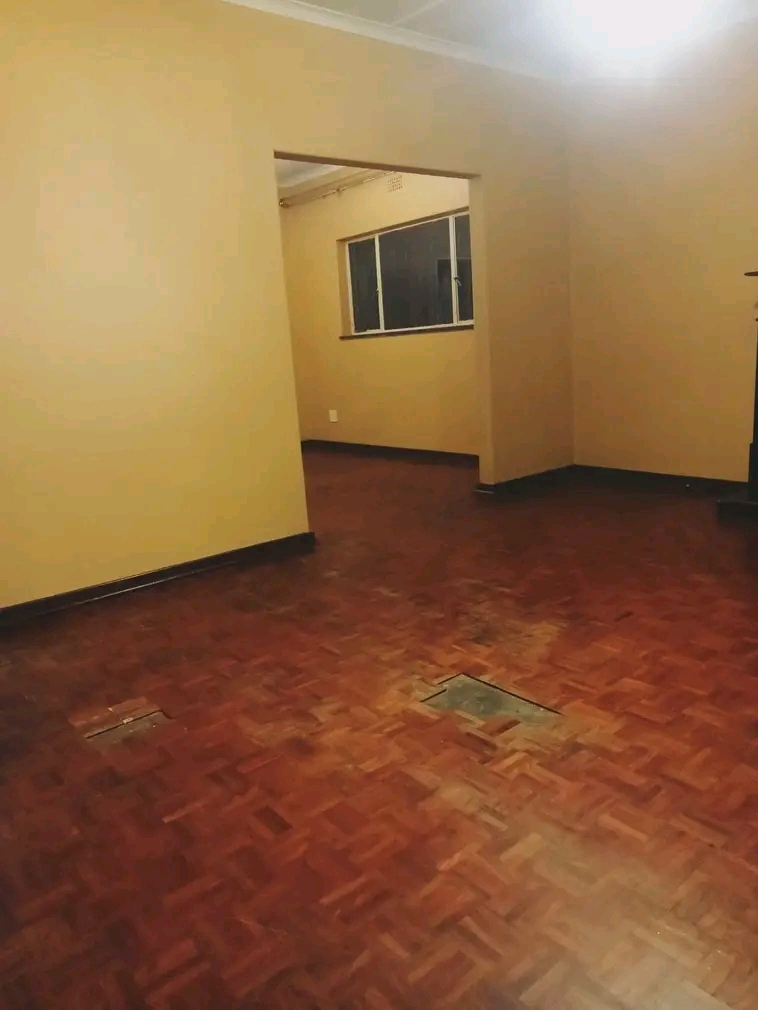 To let 2 rooms available in sharing house.. n  in Kensington