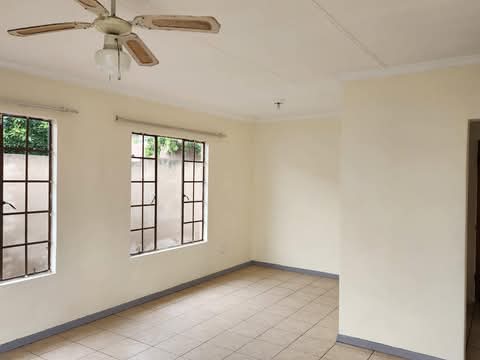 3 bedroom 2 bathroom to let in ext 0 r7500 de  in Cosmo City