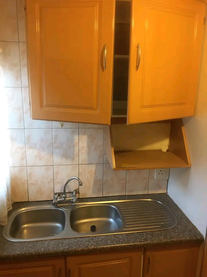 3 bedroom stand alone house available immedia  in Allandale