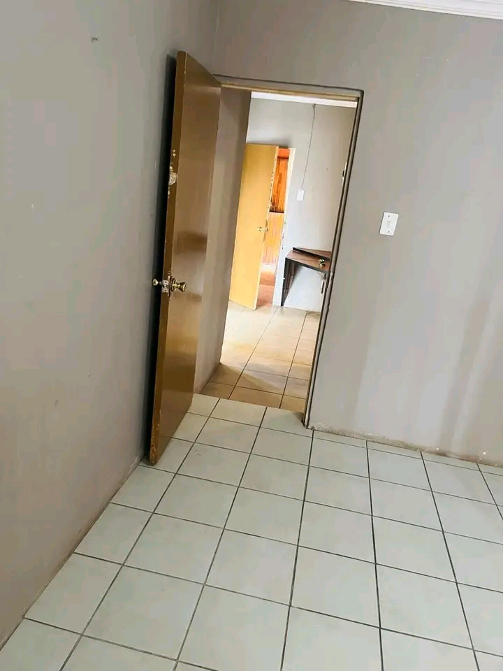 Hi this beautiful property for rental is situ  in Mamelodi