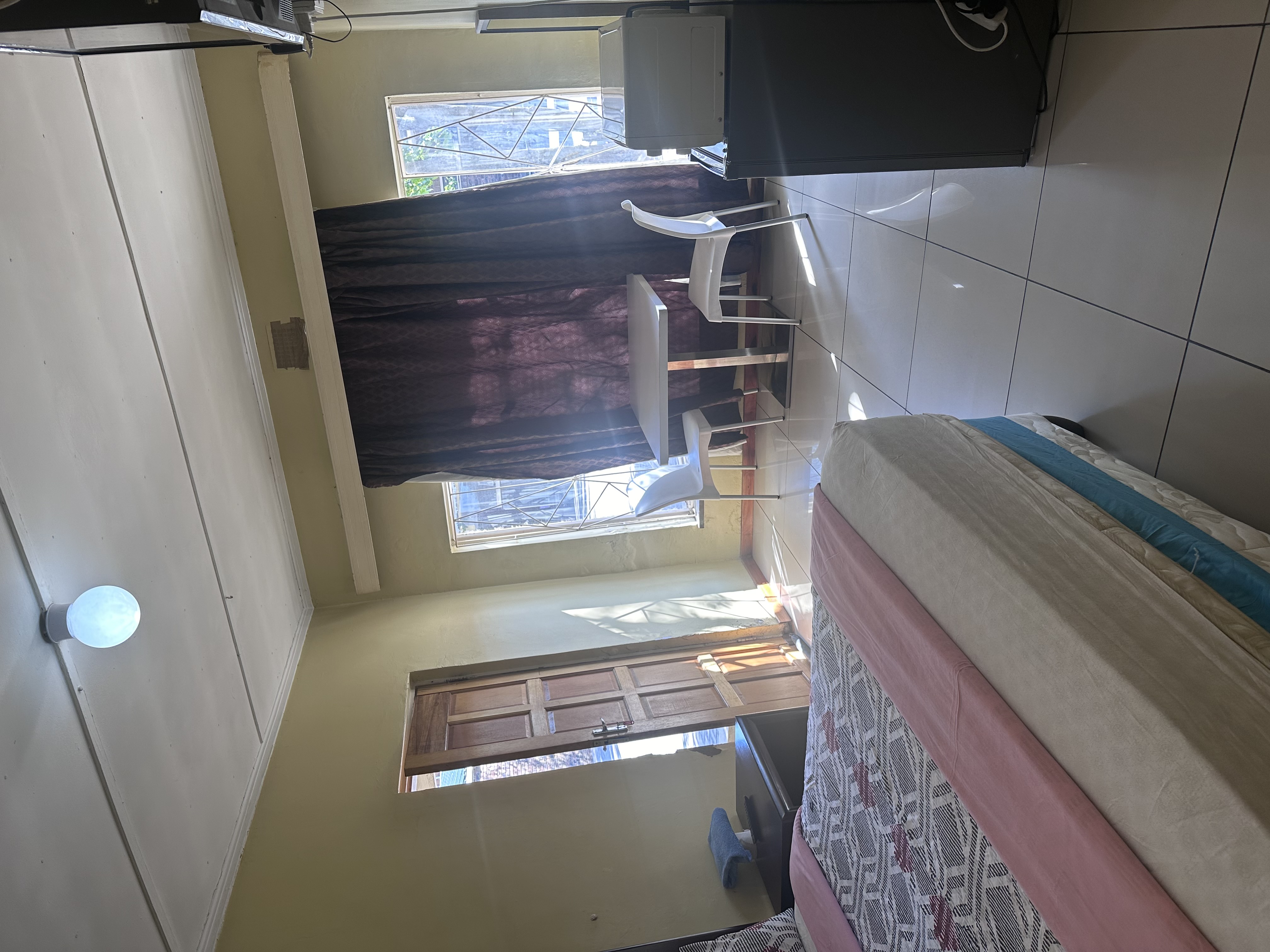  salvador guest house
salvador guest house o  in Vereeniging