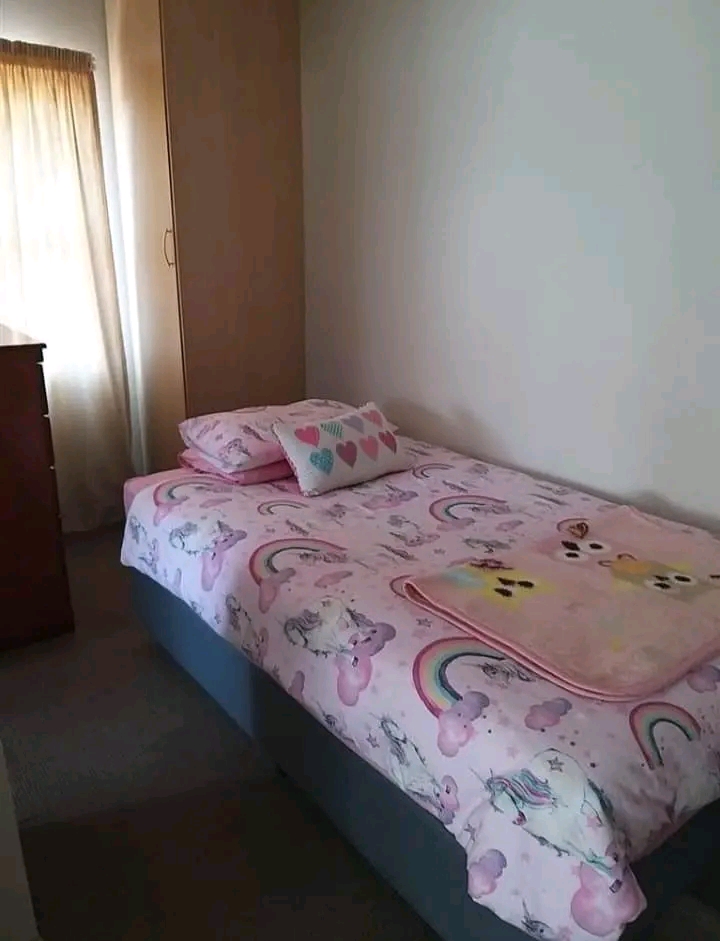 1.5 bedroom cottage for rental
1.5 bed
loun  in Noordheuwel