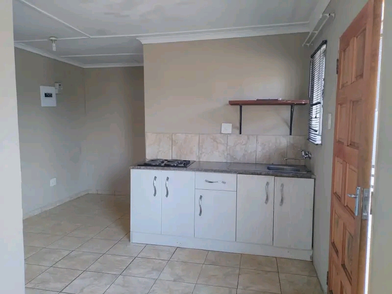 Cottage available for rental.
location : ext  in Protea Glen