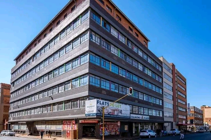 Stunning bachelor apartments to let at the ma  in Johannesburg