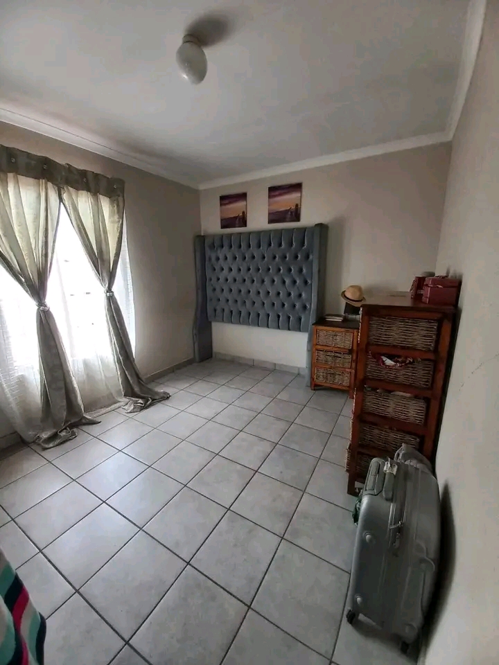 Lovey family house 🏠 ❤️  house to let   in Sky City