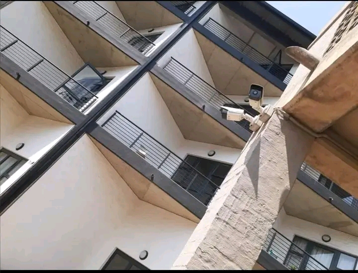 Adress 260 main street,
craftsmanship apartm  in Maboneng