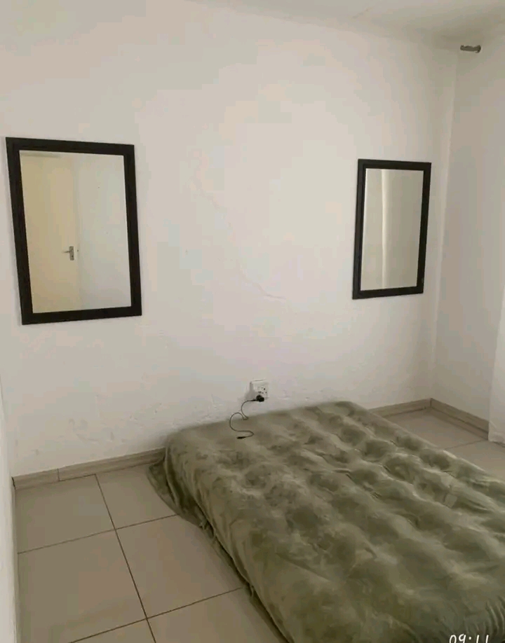This beautiful house is empty & available to   in Boksburg