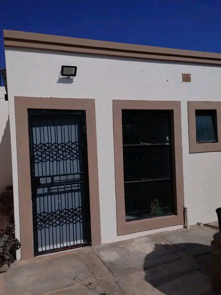 Room available to rent at mamelodi east perma  in Phomolong