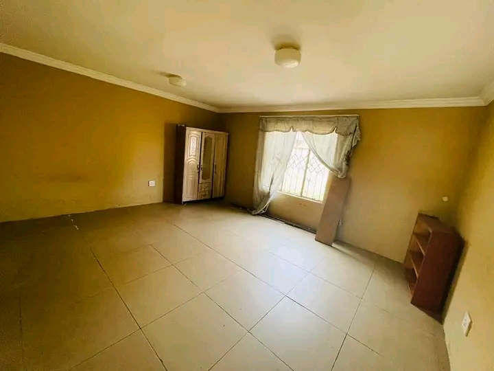 A spacious room with outside toilet 
easy ac  in Birch Acres