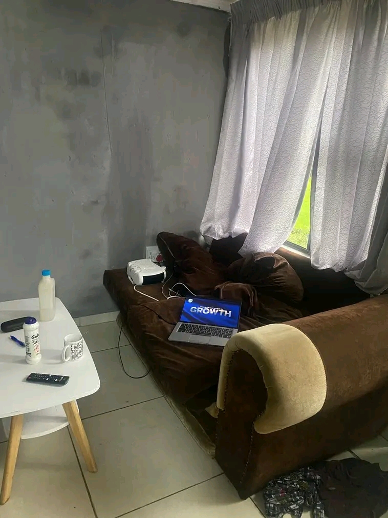 Cottage available
r4500
deposit 4500 payabl  in Birchleigh