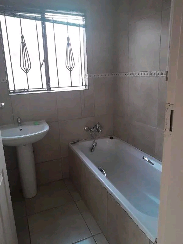 Beautiful house to rent awaits you !! kitchen  in Birch Acres