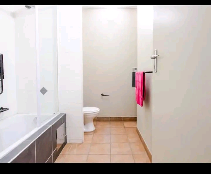 Room available for 2 guys at 120 end street
  in Johannesburg