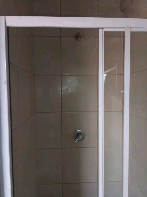 Bachelor s flats to rent in 130 hunter and be  in Yeoville