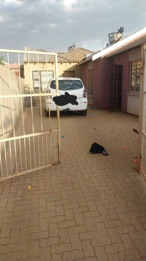 2 bedroom house available for rental 
- pave  in Sky City