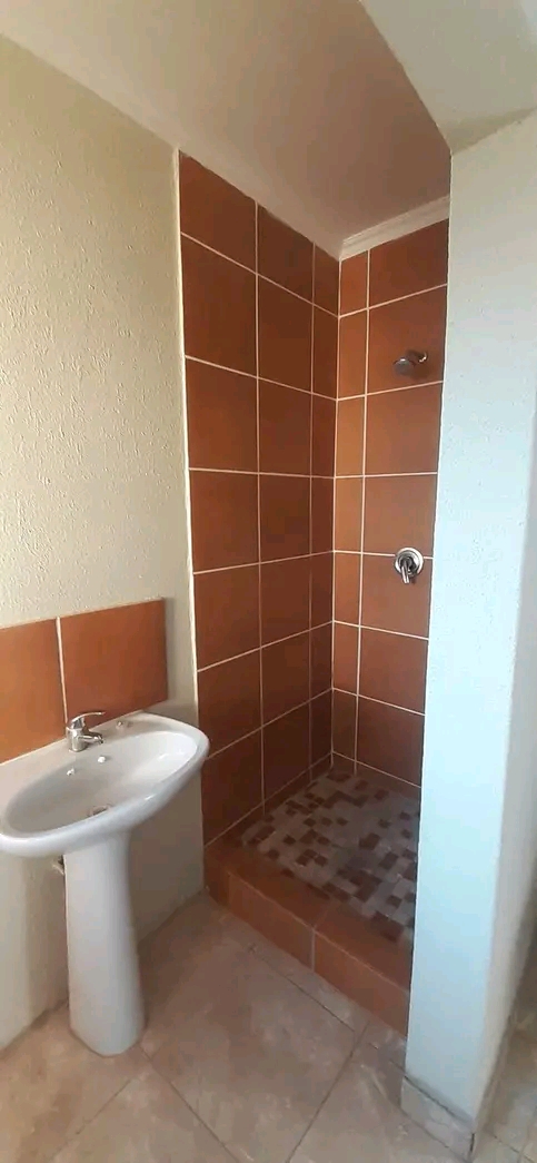 Beautiful and spacious 3bedroom house for ren  in Soshanguve