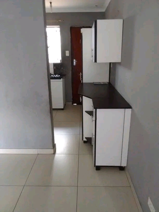 2 bedroom house available immediately in rabi  in Rabie ridge